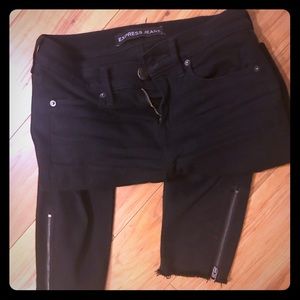 [Wardrobe Staple] Express Ankle Jeans w/Zippers